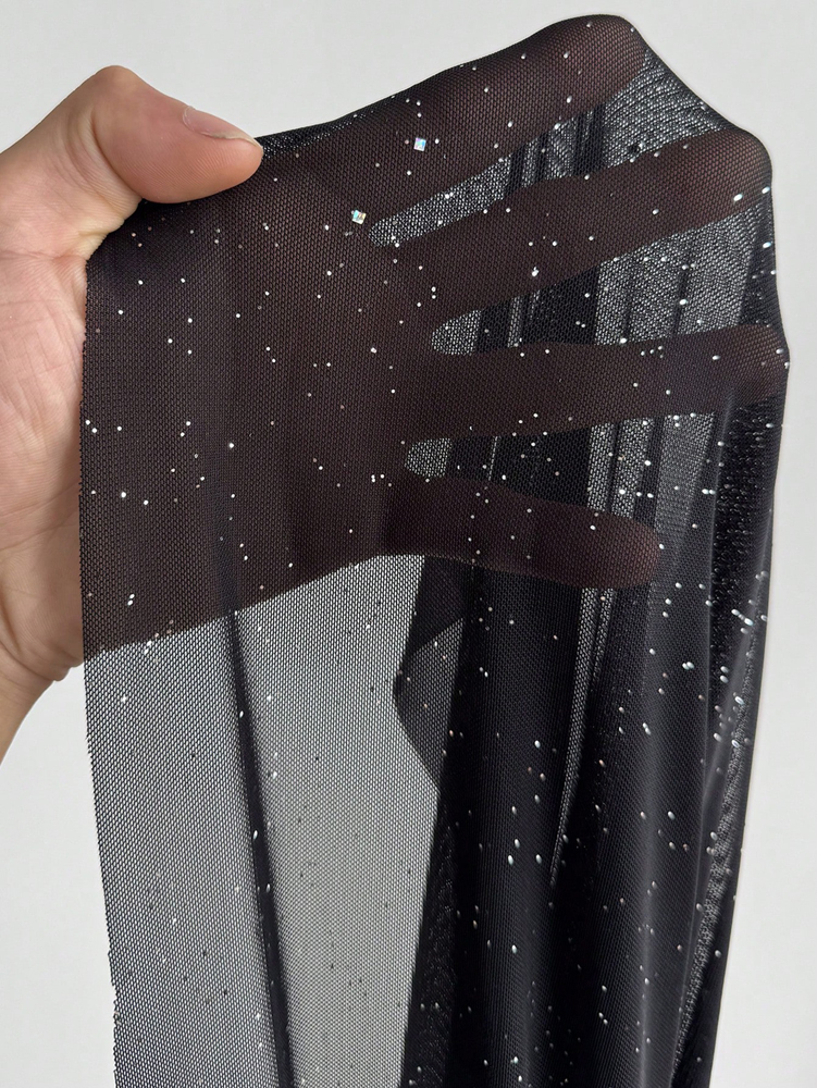 Plus Size Sparkly Tulle Party  - Female Formal Wear 评论和价格