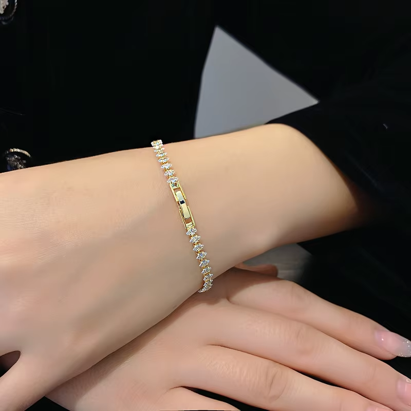 Dainty Gold CZ Bracelet – Wome - Formal Wear Jewelry For Women 评论和价格